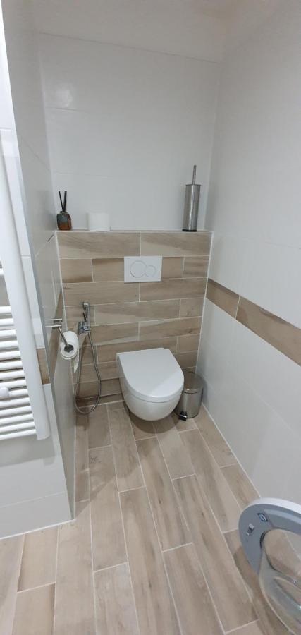 Apartman Nerudovka D 104, Finska Sauna, Garazove Stani Loučná pod Klínovcem Екстериор снимка